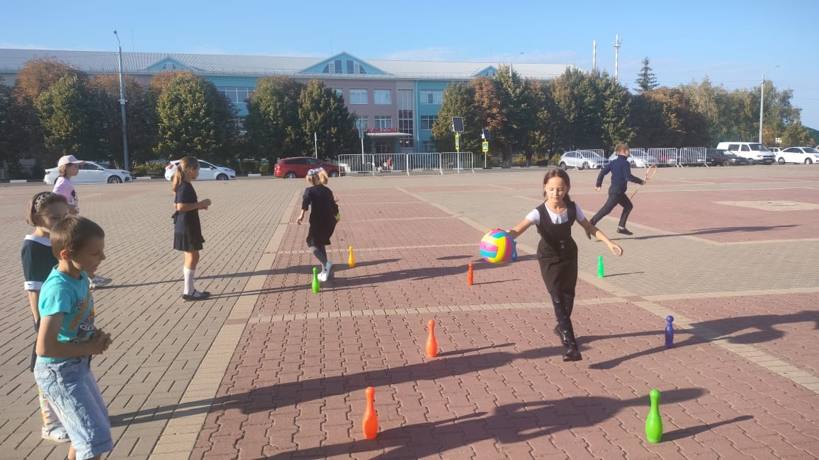 Спортивно – игровая программа для детей была проведена в ЦКР «Радужный»..