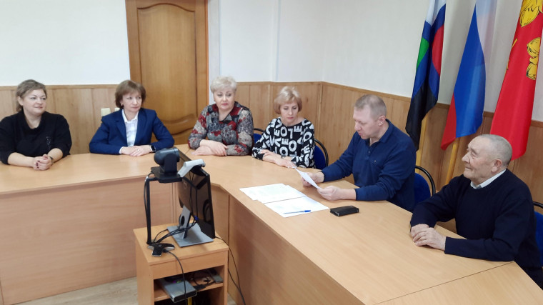 29 марта состоялось 43 заседание Красненской территориальной избирательной комиссии.