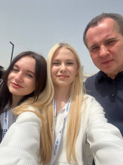 Ксения Лесунова, ученица Готовской школы, посетила Центр знаний «Машук» в городе Пятигорске. Она участвовала в работе «Бизнес-лагеря», который проводился в рамках регионального проекта «Ты в ДЕЛЕ».